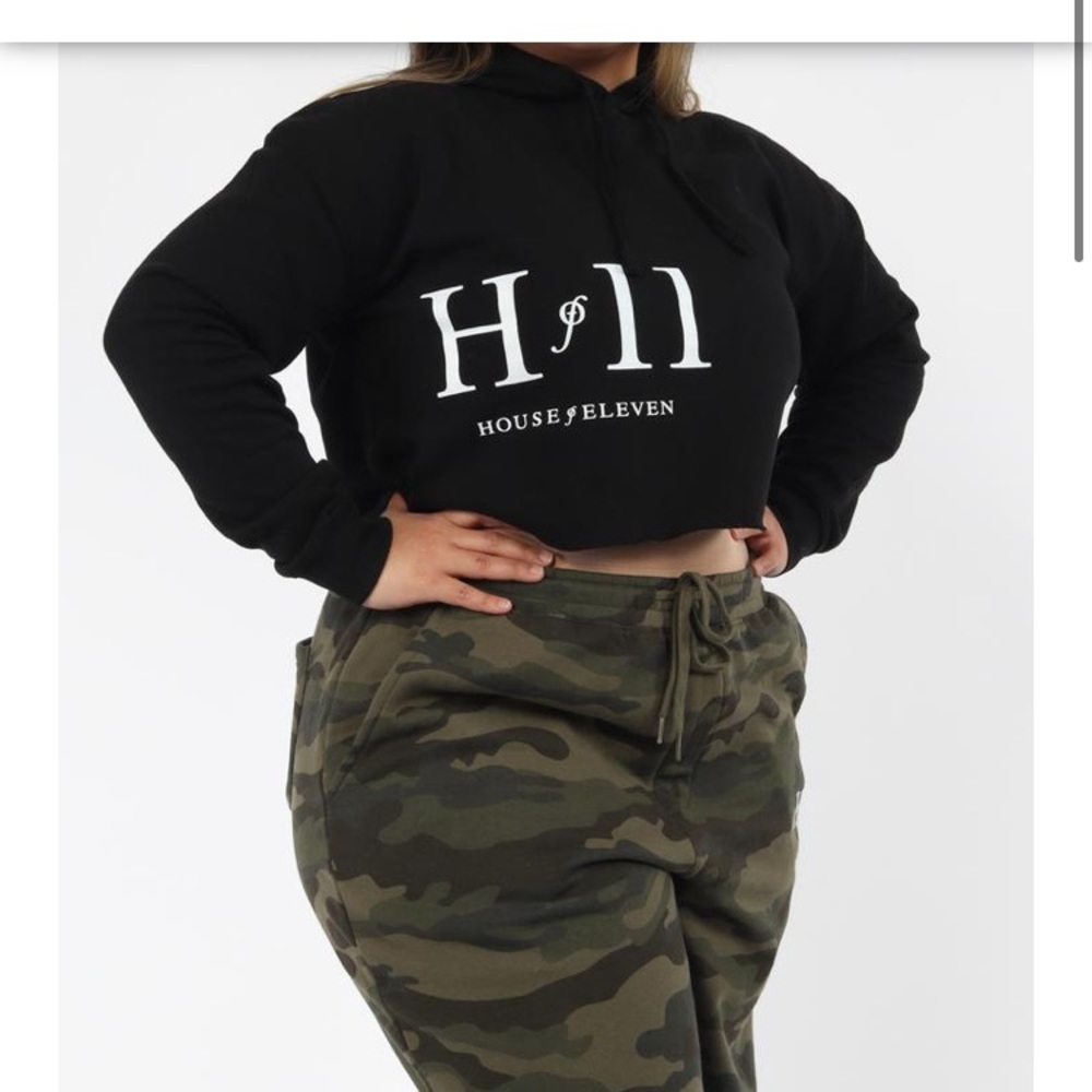 Cropped hoodie